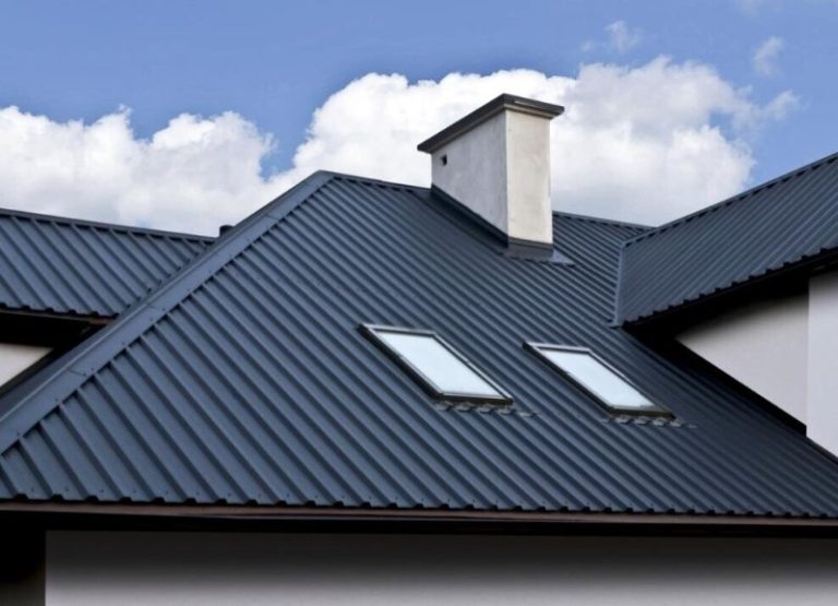 Toiture bac acier : prix, budget et conseils pour ne pas se tromper